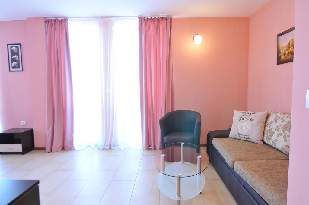 Diva Hotel ブラゴエヴグラト 部屋 写真